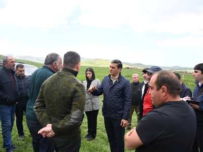 Armenian Ombudsman: Azerbaijani military demands from Armenian shepherds to leave pastures