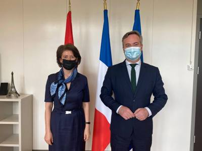 France MFA state secretary is briefed on Armenia-Azerbaijan border situation