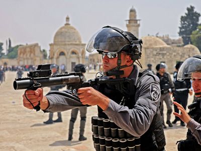 Riots taking place near Temple Mount in Jerusalem