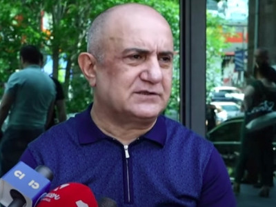 Հիմա պիտի գլուխդ կախես, ատամներդ սեղմես և բանակ կառուցես. ասում են՝ փող չունենք. Փող չունեք, գերի հանձնվեք. Ս. Բաբայան