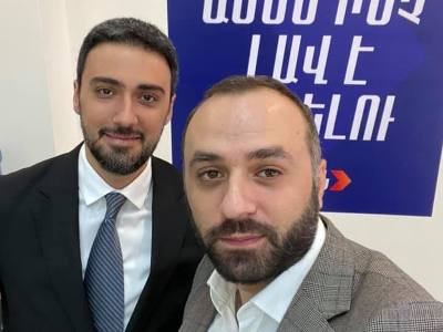 "Armenia" bloc submits electoral list to central election commission