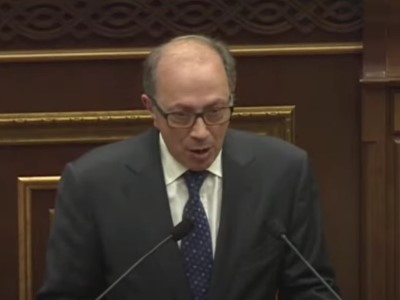 Armenia acting FM: International pressure on Azerbaijan is growing