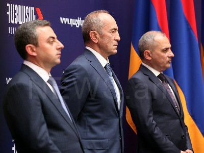 Newspaper: Armenia acting PM Pashinyan popularity rating consistently drops over the past week