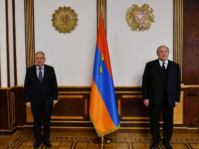 Armenia acting MOD provides President with information about capture of Armenian servicemen