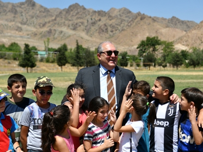 Armenia President to children: I believe that you will make our country much better