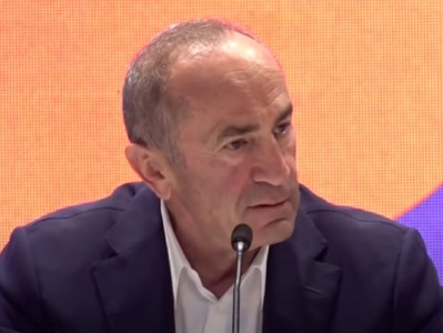 Armenia 2nd President: Authorities put country's future in jeopardy with their actions
