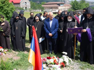 Catholicos of All Armenians leaves for Armenia's Syunik Province and Artsakh on pontifical visit