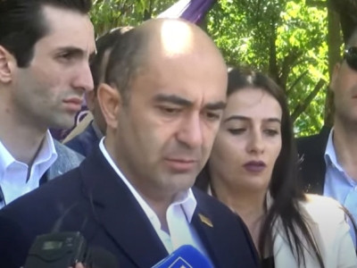 Armenia opposition party's candidate for PM and citizen get into dispute