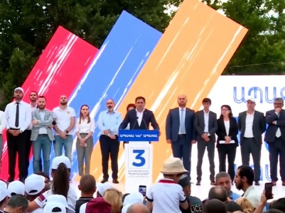 Armenia ruling Civil Contract Party holding campaign meeting in Ashtarak, led by Nikol Pashinyan (LIVE)