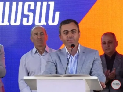 Տղա ես՝ քո տղուն հերություն արա ու էդ երեխեքին մի խառնի քաղաքականության մեջ. Իշխան Սաղաթելյանը` Փաշինյանին