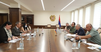 Armenia acting MOD receives Head of ICRC Delegation