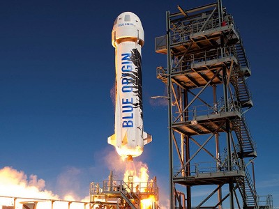 Возможность совершить суборбитальный полет на корабле New Shepard продали за $28 млн