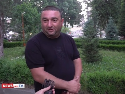 Ոչ մի կապանցի չի մասնակցում, չտեսա՞ք, իրանք կալոնաներով եկան. Կապանի բնակիչը` Փաշինյանի հանրահավաքի մասին