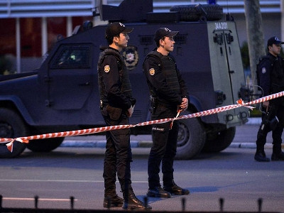 Armed man attacks office of pro-Kurdish Peoples Democratic Party in Turkey, 1 killed