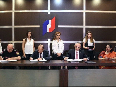 ՊԵԿ-ում ստորագրվել է փոխըմբռնման հուշագիր՝ Բեռնարկղերի վերահսկողության ծրագրի շրջանակում
