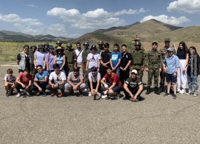 Հանրակրթական դպրոցների մի խումբ աշակերտներ այցելել են 4-րդ զորամիավորման զորամասերից մեկը