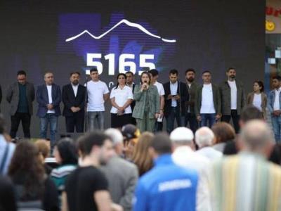 Members of "5165" Movement political party visit Armenia's Gyumri and Etchmiadzin