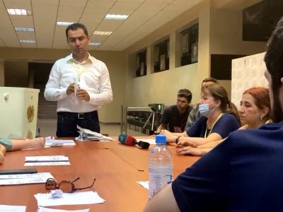 Armenian News-NEWS.am providing live coverage at polling station #9/48 in Yerevan district (VIDEO)