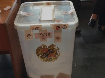 hetq.am: Ballot box at polling station in Armenia's Gavar not sealed