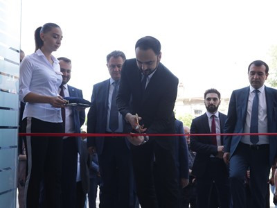 Ավինյանը Գյումրիում մասնակցել է Հանրային ծառայությունների միասնական գրասենյակի բացմանը. Սա ՀՀ-ում թվով 3-րդն է