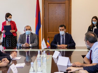 Ցանկացած հարցի խորքային լուծումը սկսվում է կրթությունից. համագործակցության հուշագիր`«Կոնվերս» բանկի եւ ԿԳՄՍՆ–ի միջեւ