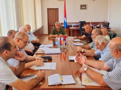 Artsakh Security Council chief convenes working consultation