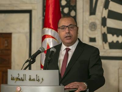 Tunisian PM: $ 6 billion government projects halted