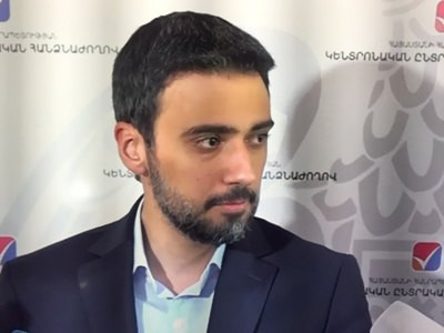 Ընտրության մասնակիցներից 100 հազարից ավելիի անձնագիրը չի աշխատել. Արամ Վարդեւանյան