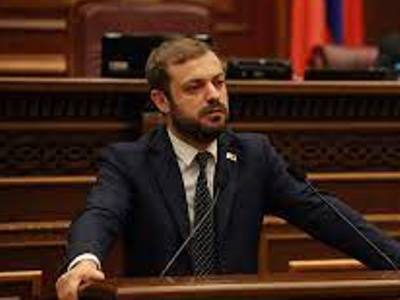 Անհատ ձեռներեցների եւ նոտարիուսների համար կնվազեն Զինծառայողների ապահովագրության հիմնադրամին վճարումները