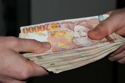 «Փաստ». Յուրատեսակ շնորհակալություն՝ պետական հիմնարկներում իշխանության «ակտիվիստներին»