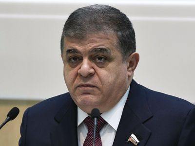Սենատոր. Պուտինի եւ Փաշինյանի քննարկած բոլոր հարցերի հրապարակումից ոչ մի լավ բան դուրս չէր գա