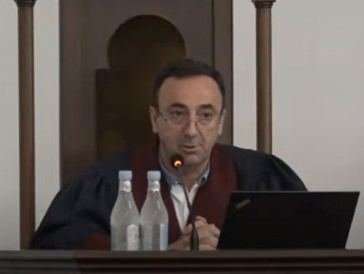 Հրայր Թովմասյանը կրկին միջնորդեց հրավիրել նախագահին