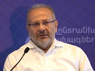 Մենք երկրում չունենք քաղաքացիներ, որոնք պատրաստ են ձեւավորելու իշխանություն. Բագրատ Եսայան
