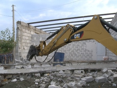 Այսօր առավոտվանից ապամոնտաժում են Մալաթիա-Սեբաստիա վարչական շրջանի ինքնակամ կառույցները