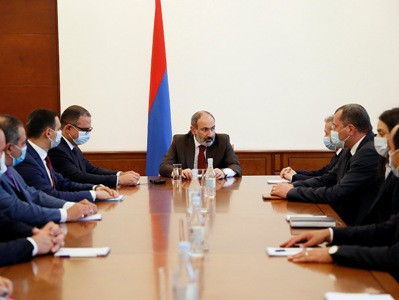 Պետական գնումների համակարգը չպետք է կապիտալ ներդրումների համար արգելակ դառնա.Փաշինյանը ներկայացրել է Տիգրան Խաչատրյանին