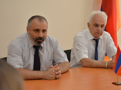Глава МИД Арцаха провел встречу с участниками тренинга АОБС и Ronak Press