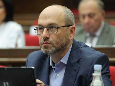 «Ամոթ է, մի բարձրաձայնեք այդ մասին, զինվորը երբեք սոված չի եղել». Գեղամ Նազարյան