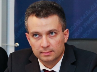 Զասին հասցեագրված սուր խոսքերը ներքին լսարանին էին ուղղված՝ ցույց տալու համար, որ կարող են կոշտ խոսել նրա հետ. քաղաքագետ