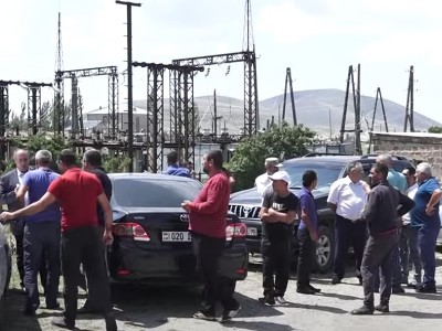 Ջուր չունենալու պատճառով Լճաշենի և Չկալովկայի բնակիչները փակել էին Սևան-Գավառ ճանապարհը