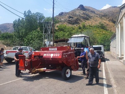 Նոր գյուղտեխնիկա՝  Արտաբույնք համայնքին (ֆոտո)