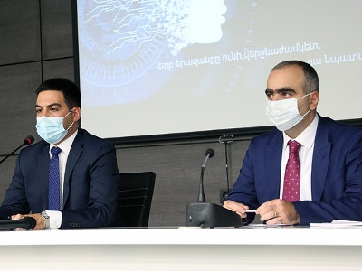 Ռուստամ Բադասյանն խորհրդակցություն է անցկացրել. քննարկվել են տեղեկատվական տեխնոլոգիաների ոլորտի նախագծեր