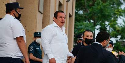 «Ժողովուրդ». Քաղհալածյալը էլ չի հալածվի. ինչ եղավ Փաշինյան- Ծառուկյան հանդիպումից հետո