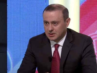 Armenia Security Council Secretary fails to answer question whether Turkey is enemy or not