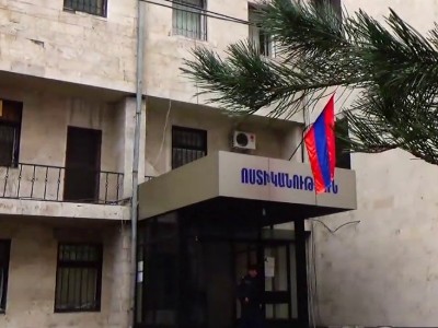 Armenia Ombudsman's reps visit police station to see citizens apprehended during protest in Yerevan