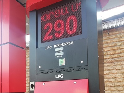 Երևանի լցակայաններում դարձյալ հեղուկ գազի դեֆիցիտ է. 1 լիտրի գինը հասնում է 290 դրամի (ֆոտո)