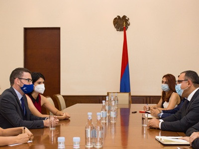 Ֆինանսների նախարարն ընդունել է ՀՀ-ում Մեծ Բրիտանիայի դեսպանին