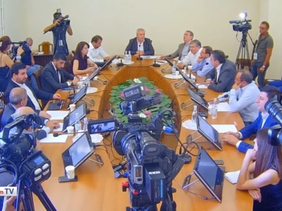 «Ի սեր Աստծո, համատեղ կյանք չենք ունեցել». Արթուր Ղազինյանը՝ Քրիստինե Պողոսյանին