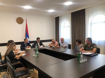 Karabakh Ombudsman meets with NGOs' representatives in Yerevan, discusses status of displaced persons