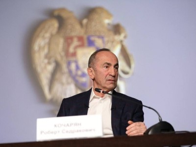 Past: Armenia ex-President Kocharyan invited to Moscow