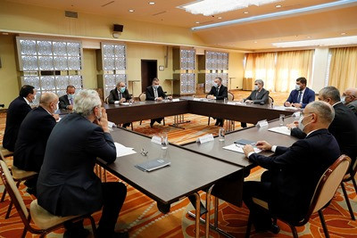 Armenia PM, extra-parliamentary forces’ leaders hold 2nd meeting of consultative assembly